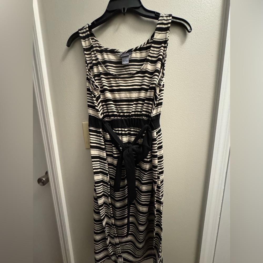 Gently worn Motherhood Striped Midi Dress with Waist Tie- Size Large